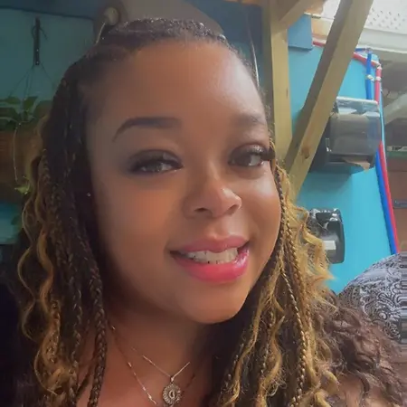 Dominique  Square  McCray, Operations Manager on Influential Women