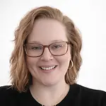 Amanda Keehn, Member Outreach Manager for Devoted Health | Owner/Founder of Keehn Consulting & Media, LLC, DBA The Human Behind the Leader on Influential Women