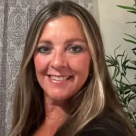 Sharon Emhardt, Customer Service Representative on Influential Women