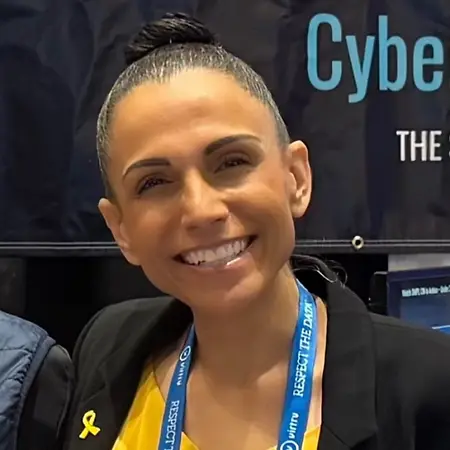 Keren de Via, Chief Operating Officer on Influential Women