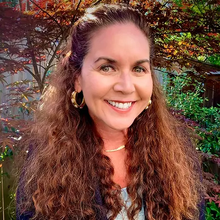 Summer Rose, Founder/Owner - Funny Bus Atlanta Comedy City Tours on Influential Women