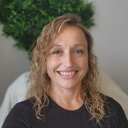 JoLeesa Mayberry, Life & Leadership Coach on Influential Women