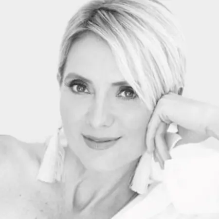 Ildiko Herz, Certified Functional Health Coach on Influential Women