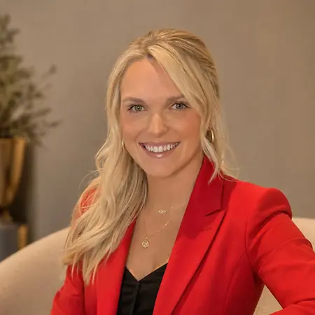 Hannah Strader, Business Development Executive on Influential Women