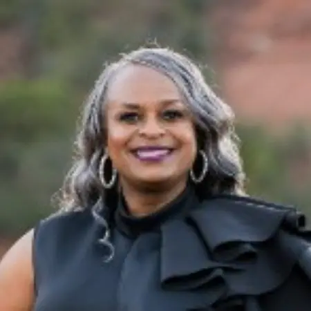 Nicole Phillips, ENTERPRISE APPLICATIONS & ANALYTICS DIRECTOR on Influential Women