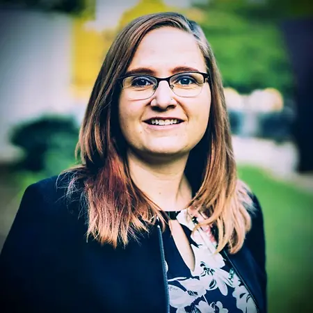 Amber Hatfield Donohew, Senior Customer Success Account Manager on Influential Women