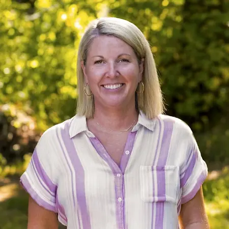 Cassie Arbogast, Consultant on Influential Women