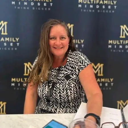 Rachel Cohen, Manager Asset Management on Influential Women