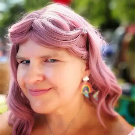 Jennifer Starr, Manager, Face to Face Acquisition on Influential Women