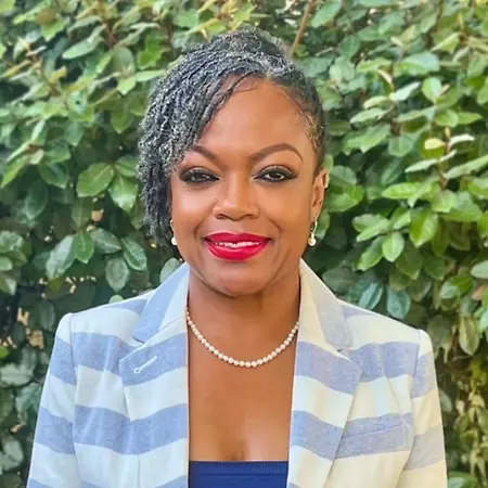 Dr. LaTronda Latrice Artis, Founder & CEO | Grief & Relationship Coach on Influential Women
