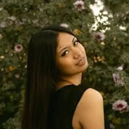 Daina Angeles, CNCS, Founder and Certified Newborn Care Specialist (CNCS) on Influential Women