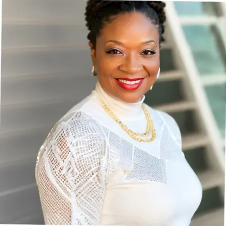 Jacquie Collins, Senior Communications Consultant on Influential Women