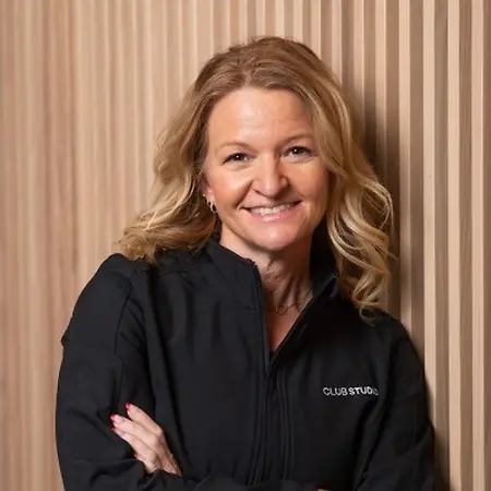 Elizabeth Mullen Worachek, General Manager on Influential Women