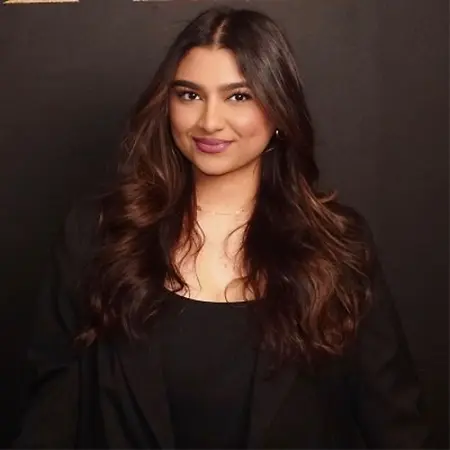 Ezzah Azka Rafique, CEO/Founder & Editor-in-Chief on Influential Women