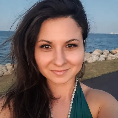 Tatiana Bezer, Founder / Wellness Teacher / Mindfulness and Yoga Instructor on Influential Women