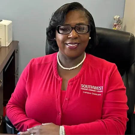 LaShonda Lewis, Lead Pre-K Teacher/Early Head Start Coordinator on Influential Women