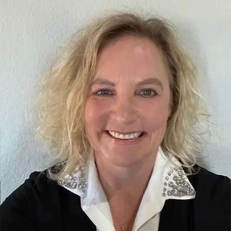 Tanya Summons, Vice President of Sales on Influential Women