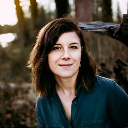 Liz Silvestrini, LMHC, MA, JD, Psychotherapist on Influential Women