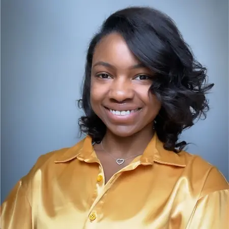 Arianna Rivers, Case Analyst on Influential Women