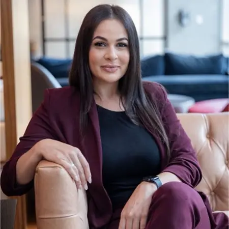 Samantha Hasbun, Psychotherapist on Influential Women