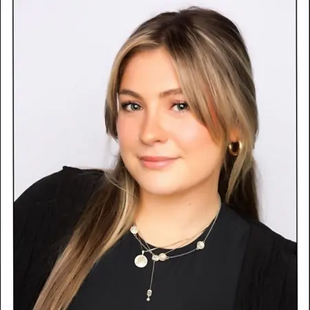Hannah Rubin, Senior Account Manager on Influential Women
