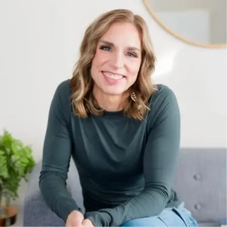 Stephanie Thomas, Licensed Professional Counselor on Influential Women
