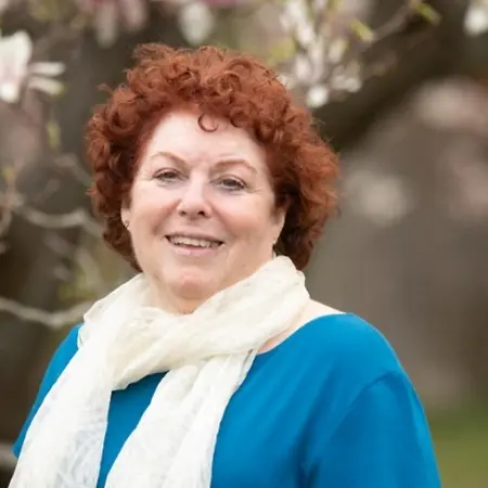 Naomi Glaser, Co-Founder on Influential Women