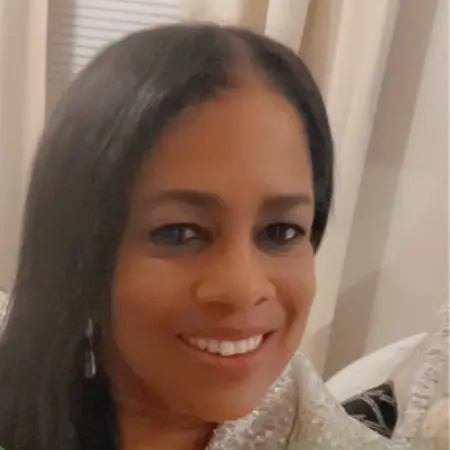 Tracey Saunders, Area Director of Sales, Interior Designer, Fashion Designer on Influential Women