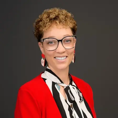 Lacey Kelly, Assistant Director on Influential Women