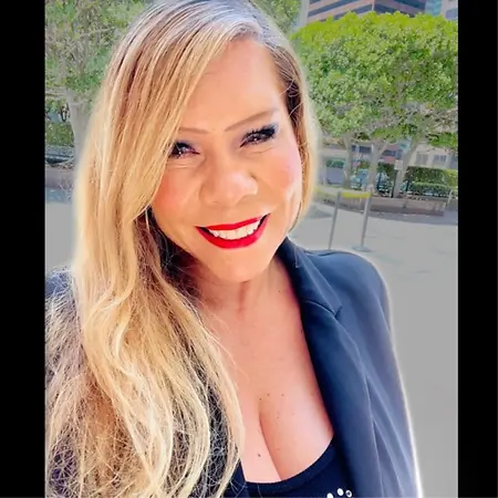 Natalie Athas, International Senior Trial Paralegal on Influential Women