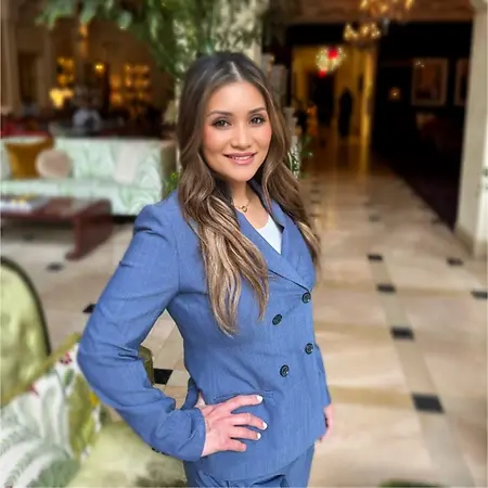 Christina Secchi, Strategic Enterprise Account Executive, Sales Performance Management (HLS) on Influential Women