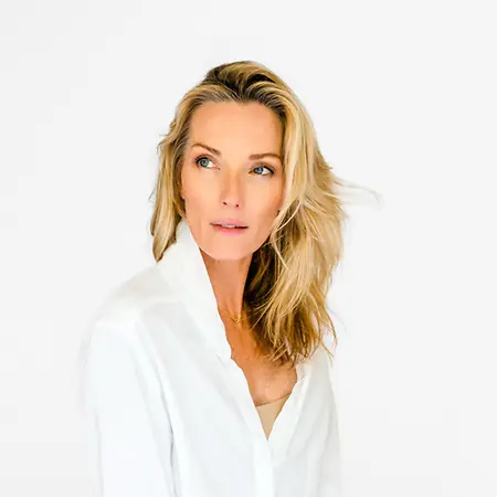 Erinn O’Neill, Co- Founder  / Podcast Host on Influential Women