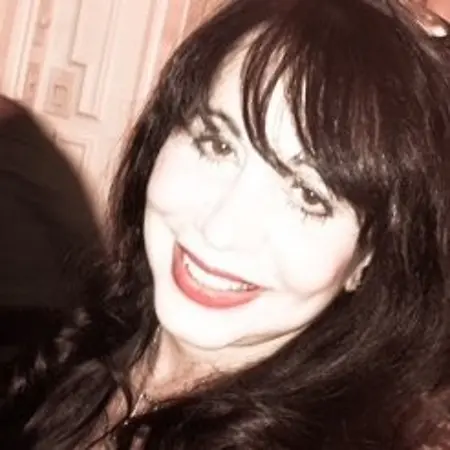 Lillian Denmead-Miller, Senior Instructor, Oncology Skincare Certified on Influential Women