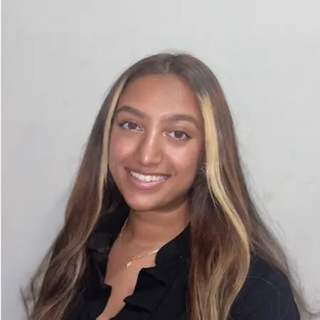 Shriya Kamtam, Credentials Intern on Influential Women