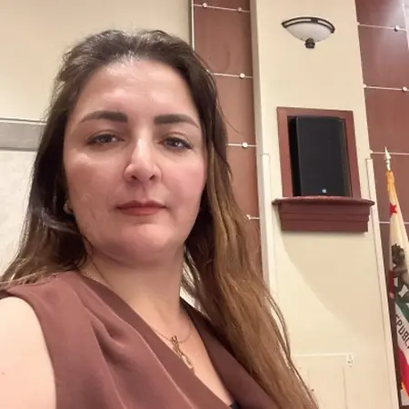 Fahima Zarbafiyan, Lead Case Manager on Influential Women