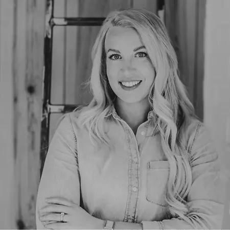 Claire Peterlin, Chief of Staff and Director of Sustainability on Influential Women