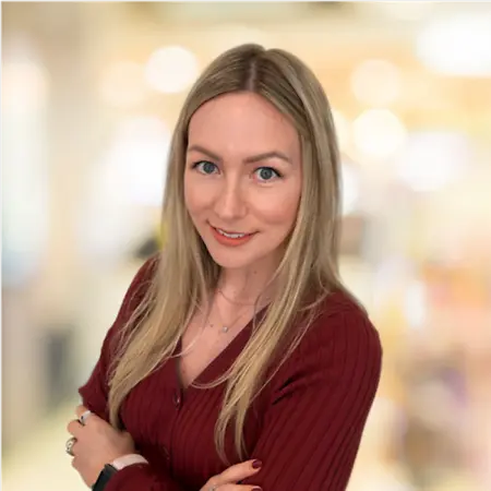 Lauren Webb, Content Manager on Influential Women
