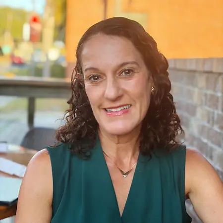 Susie Klein, Certified Integrative Nutrition Health Coach / Running Coach on Influential Women