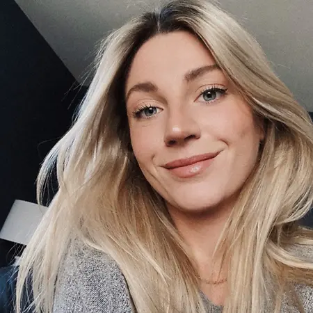 Caroline Campbell, Senior Graphic Designer on Influential Women