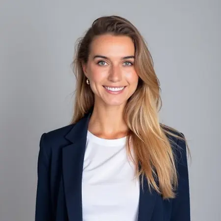 Lauren Schinnow, Senior Press Manager on Influential Women