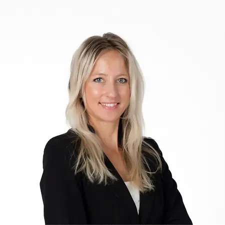 Annika Mantius, VP of Business Development on Influential Women