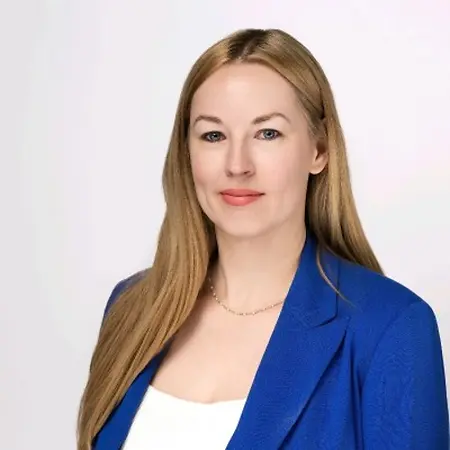 Samantha Parga, Assistant Vice President of Human Resources on Influential Women