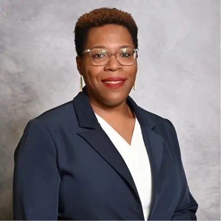 Shenna Stancil, MBA, Accountant on Influential Women