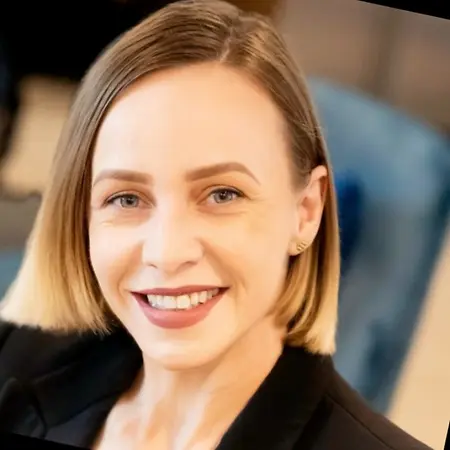 Aga Samras, Founder and President on Influential Women