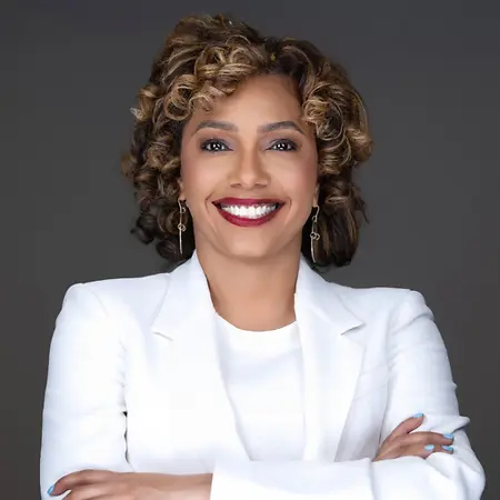 Larvetta L. Loftin-Arnold, Founder / Relationship Officer on Influential Women