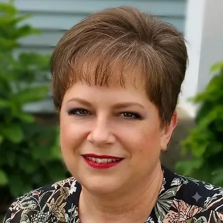 Carol Petersen, Lead Career Coach, Program Director on Influential Women