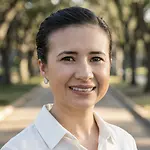 Arleth Snyder, Co-founder / VP of Sales on Influential Women