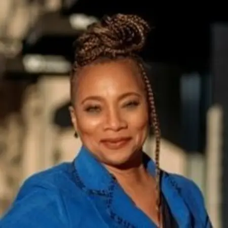 Renee Jones Welch, Co-Pilot, Executive Administrator, U.S. Legal Entity on Influential Women