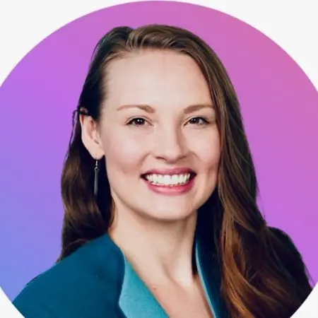 Karisa Schrroeder, Director of Product Marketing on Influential Women