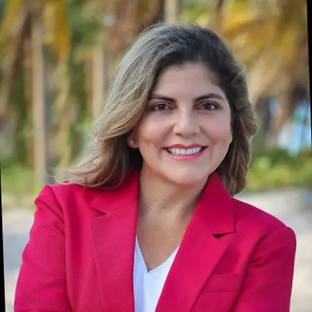 Daniella Moran, Digital Media Manager - LATAM on Influential Women